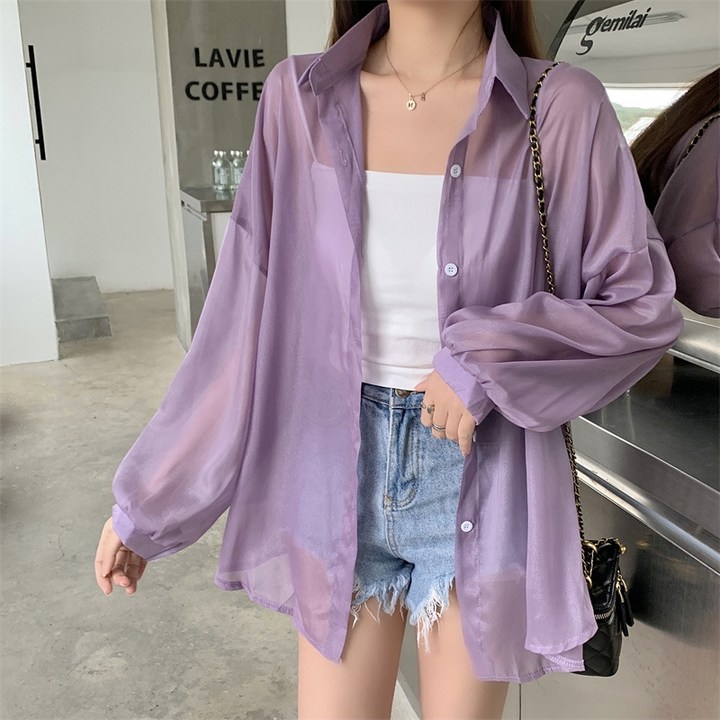 1枚でオシャレ見え♪透け感シャツで大人可愛いをゲット