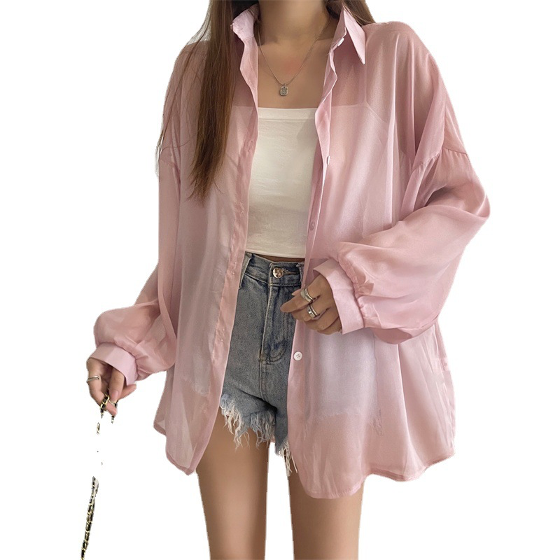1枚でオシャレ見え♪透け感シャツで大人可愛いをゲット